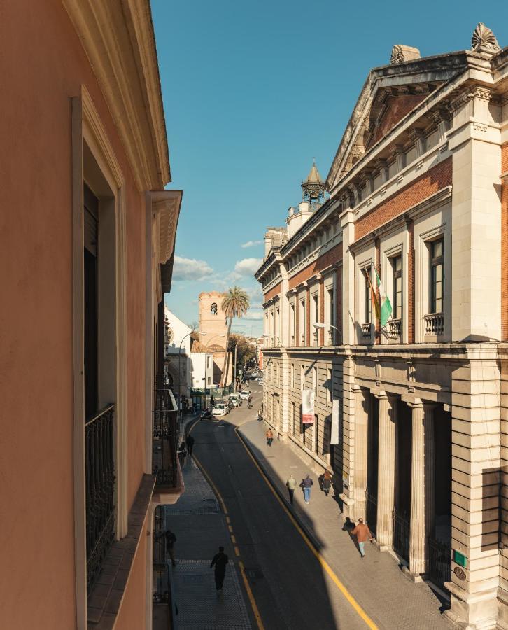 Apartamentos San Pedro Sevilla Kültér fotó