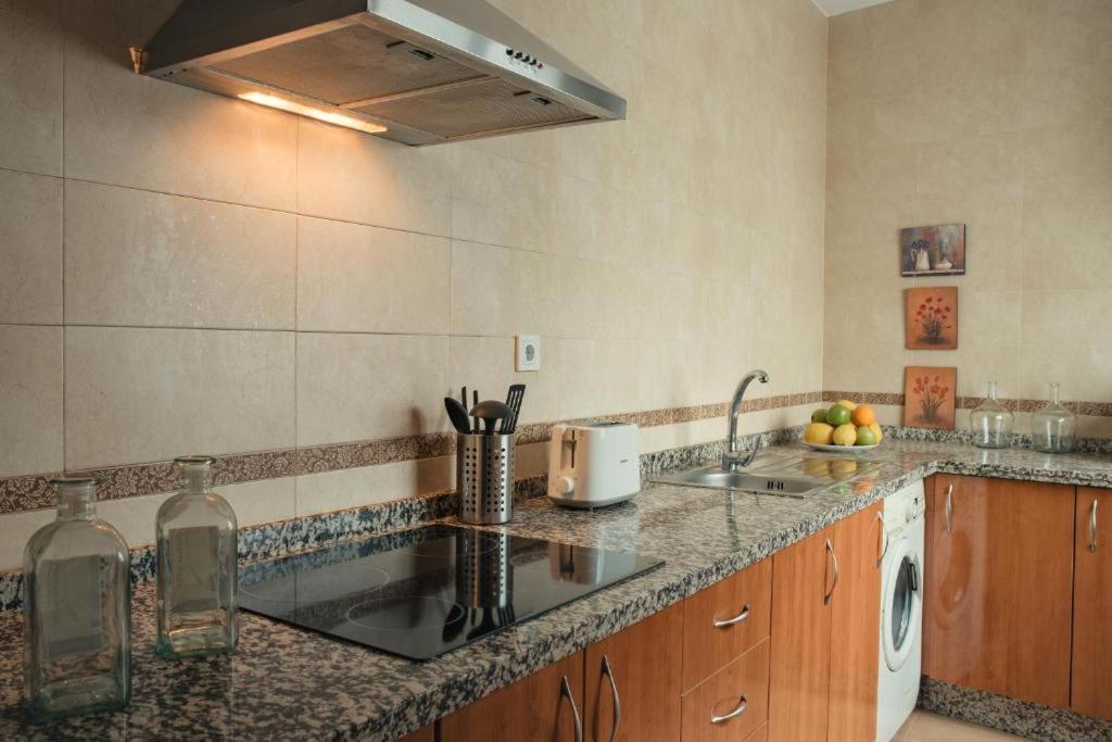 Apartamentos San Pedro Sevilla Kültér fotó
