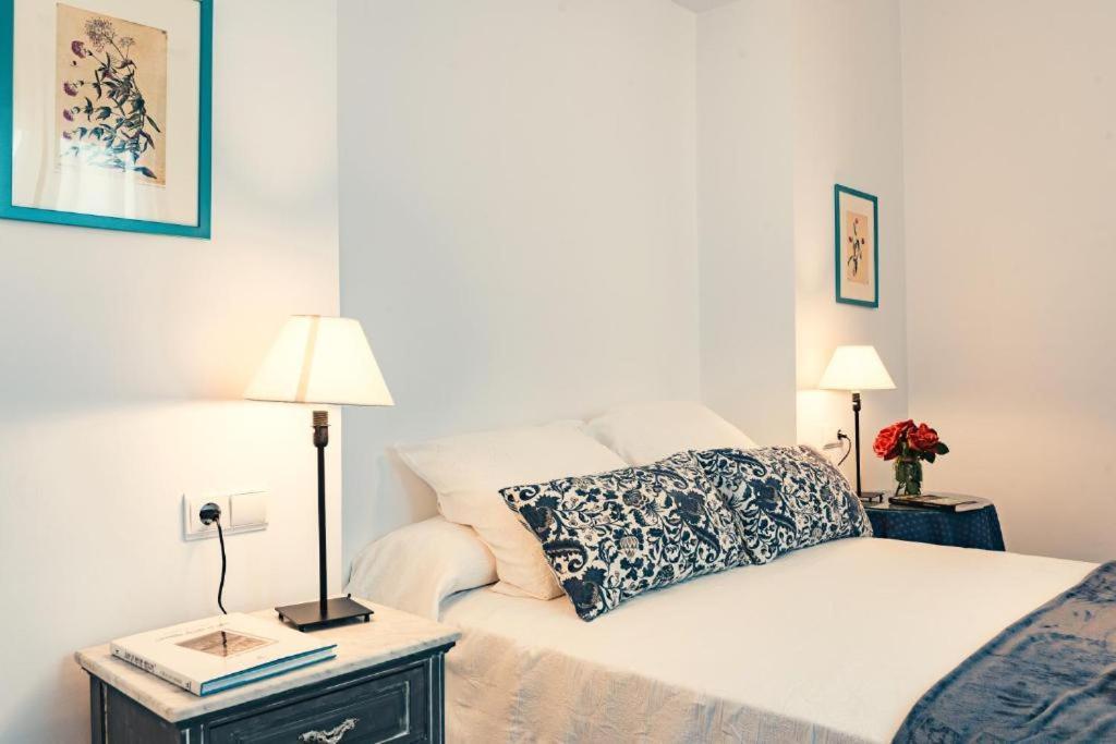 Apartamentos San Pedro Sevilla Kültér fotó