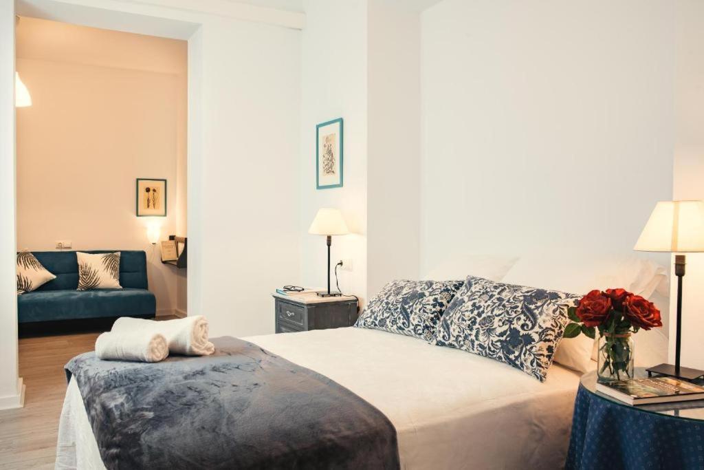 Apartamentos San Pedro Sevilla Kültér fotó